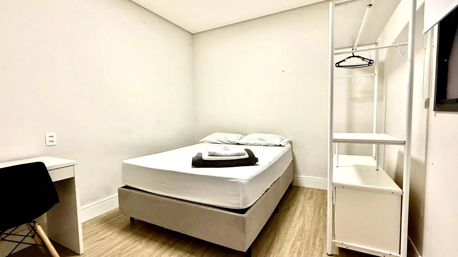 Quarto Individual Vila Olimpia São Paulo 0*,